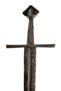 Peter Finer - an unusual north european knightly sword, circa 12 - Epée