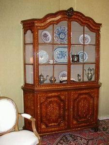 Antiquités NANINCK et LENGAIGNE -  - Display Cabinet