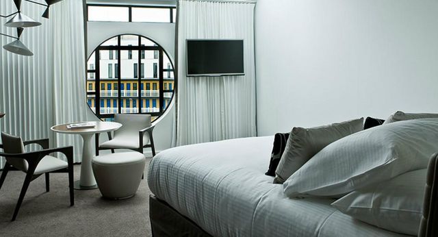 Jean -Philippe Nuel - Ideas: Hotel Rooms-Jean -Philippe Nuel-Piscine Molitor