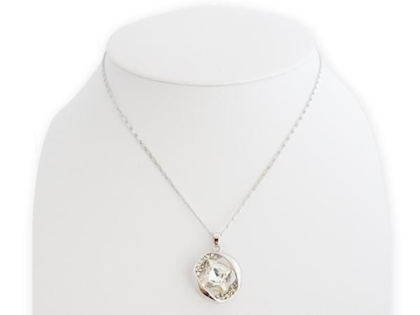 WHITE LABEL - Kette-WHITE LABEL-Collier pendentif anneau en strass orné d'un faux