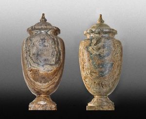 Galerie Charles Sakr - vases en onyx - Par De Cassolettes